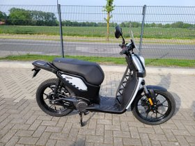 FANTIC ISSIMO CITY L1 45 Km/H VERSAND MÖGL+ HELM...