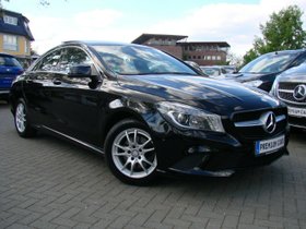 MERCEDES-BENZ CLA 200 Urban Panorama Bi-Xenon