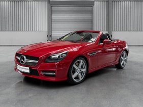 MERCEDES-BENZ SLK 250 AMG NAVI+LEDER+PANO+XENON+HARMAN+AIRCARF