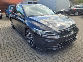VW GOLF VIII R-LINE DSG NAVI LED KAMERA 18ZOLL ACC