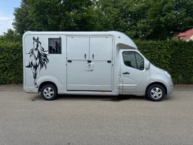 Pferdetransporter STX Automatik Tiertransporter Viehtransporter