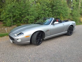 Jaguar XK8 -04 4,2l 6-speed aut.