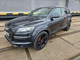 Audi Q7 3.0 TDIquattro tiptronic S-LINE
