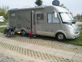 Hymer B-Klasse 614 SL Lang 2009 - Vollintegriert, umfangreiche Zusatzausstattung