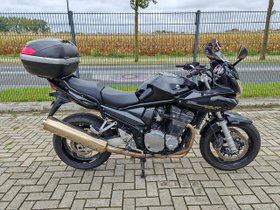 SUZUKI GSF 1200 S ABS BANDIT TOPCASE + HELM...
