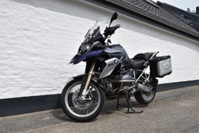 Verkaufe sehr gut gepflegtes Motorrad wegen Krankheit