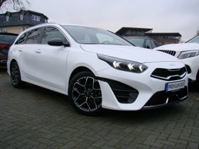 KIA Ceed SW 1.5 T-GDi GT Line ACC LED...