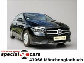 MERCEDES-BENZ B 180 Comand Online / KeylessGO / Kamera