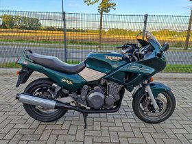TRIUMPH SPRINT 900 S TRIDENT + HELM...