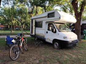 Hymer Swing autark (NEU: PV-Anlage, Rückfahrkamera, LED-Beleuchtung, Ventilator MaxxFan)