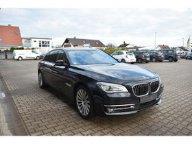 BMW 750Ld xDrive Lang Glasdach Softclose HUD