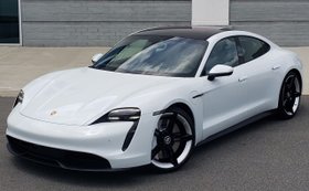 2021 Porsche Taycan 4S plus  420 kW