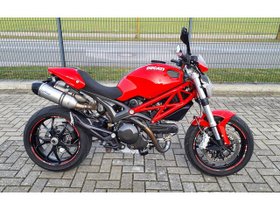 DUCATI MONSTER 796 ABS EXTRAS + HELM...