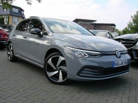 VW Golf Life 2.0TDI Panorama LED HeadUp ACC