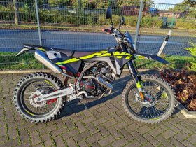 FANTIC XEF 125 4T ENDURO PERFORMANCE EU 5+ + HELM...