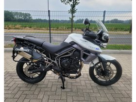 TRIUMPH TIGER 800 XRT ABS + HELM...