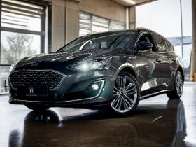 FORD Focus 1,5 VIGNALE Autom. Turnier + Garantie