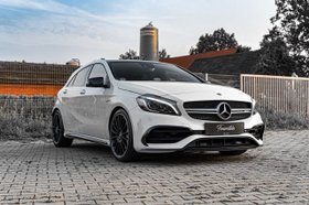 Mercedes-Benz A 45*SCHECKHEFT*VOLL*HARMAN-KARDON*PANORAMA*