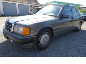 MERCEDES-BENZ 190 E 2.3 H-Kennz. Oldtimer eSHSD Verschl-t. neu gt Zust....