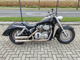 HONDA VTX 1300 SHADOW UMBAU + HELM...