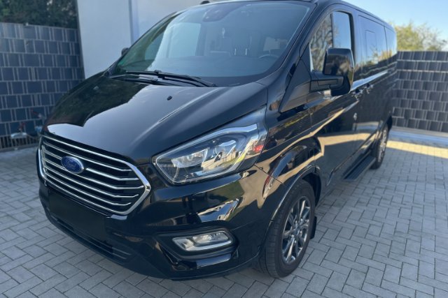 Second hand Ford Tourneo Custom 2.0 Titanium