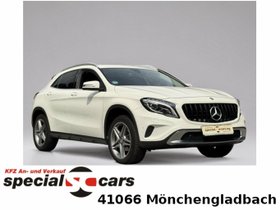 MERCEDES-BENZ GLA 180 CDI d / Navigation / Teilleder/
