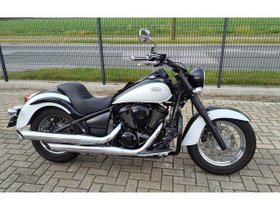 KAWASAKI VN 900 VULCAN CLASSIC EXTRAS + HELM...