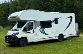 Top ausgestattetes Familienmobil autark mit Standklima 8 fach Alufelgen