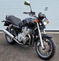 Honda CB 750 Seven Fifty (RC42)