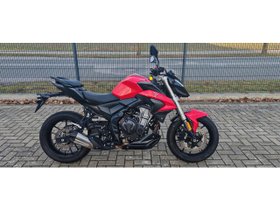 VOGE 500 R Führerschein A2 + HELM...